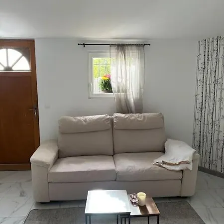 Apartment Studio Montreuil Montreuil (Seine-Saint-Denis)